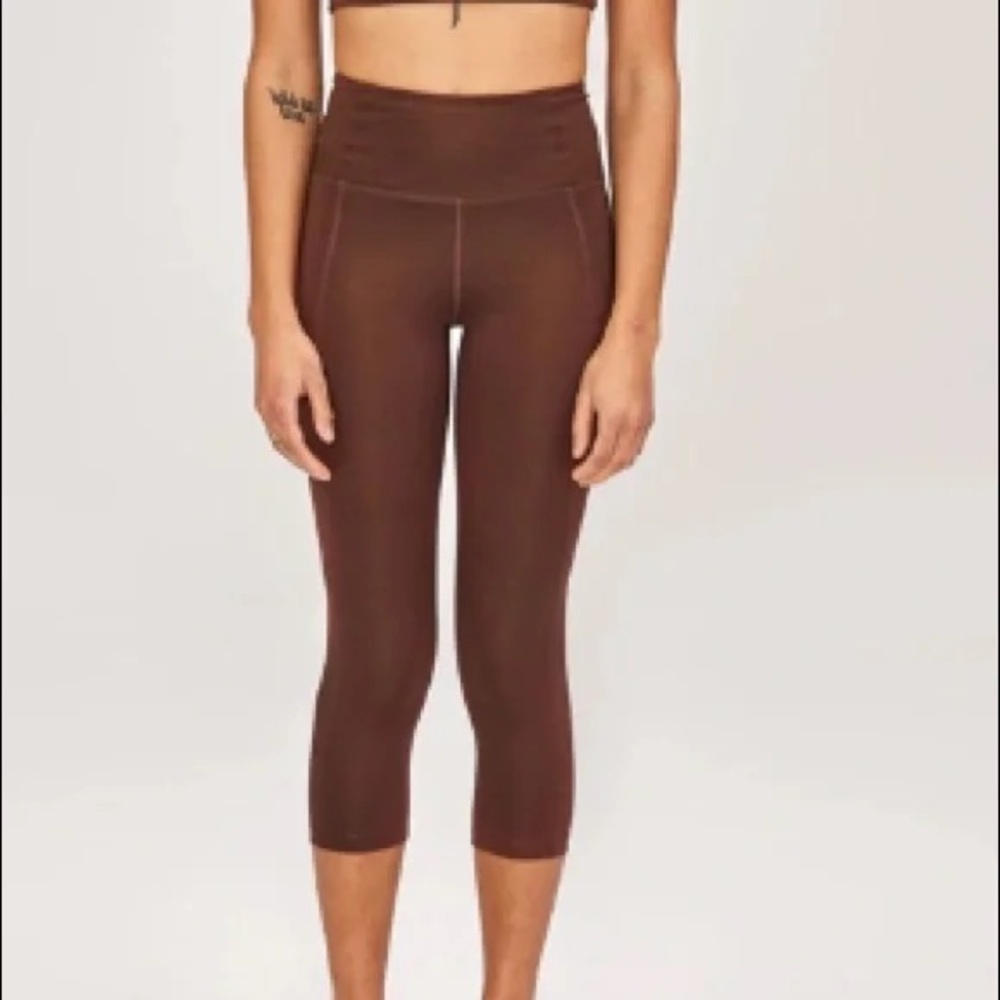 Girlfriend Collective Cropped Legging